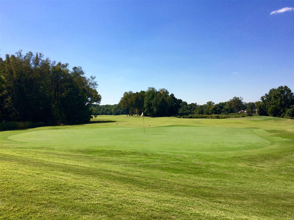 Cherokee Valley Golf Club in Olive Branch, Mississippi