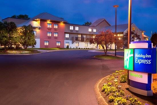 Holiday Inn Express Nashville Airport image