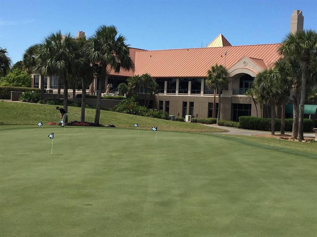Bayou Club