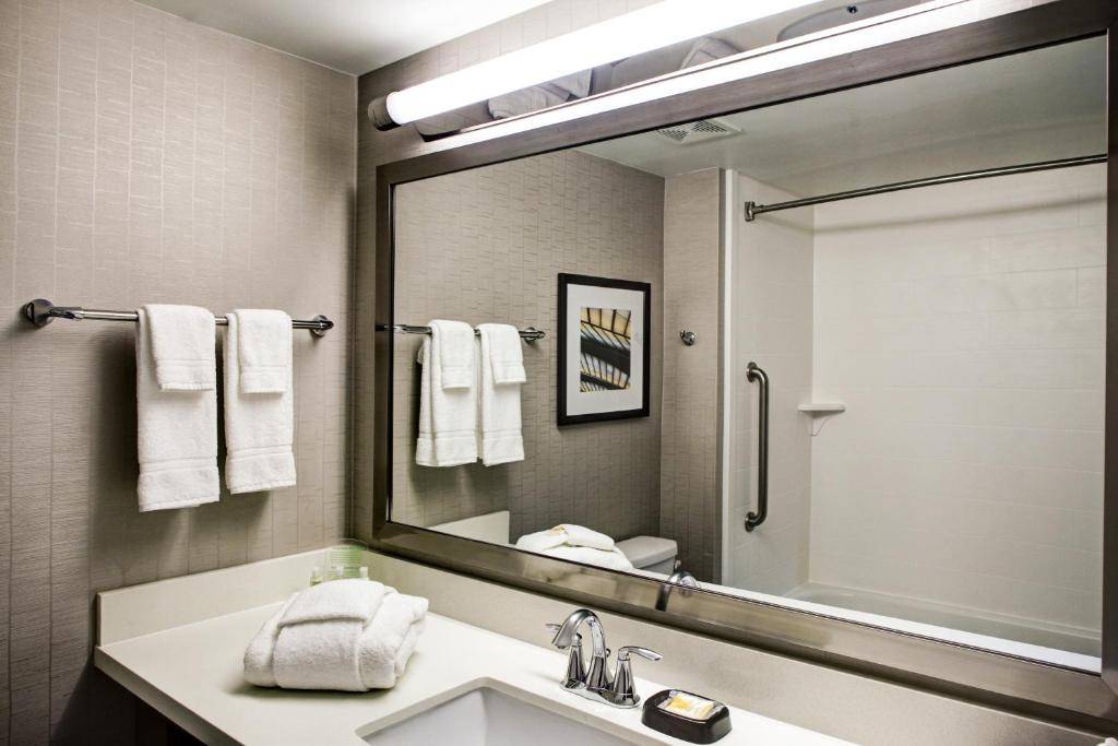 Holiday Inn Cool Springs