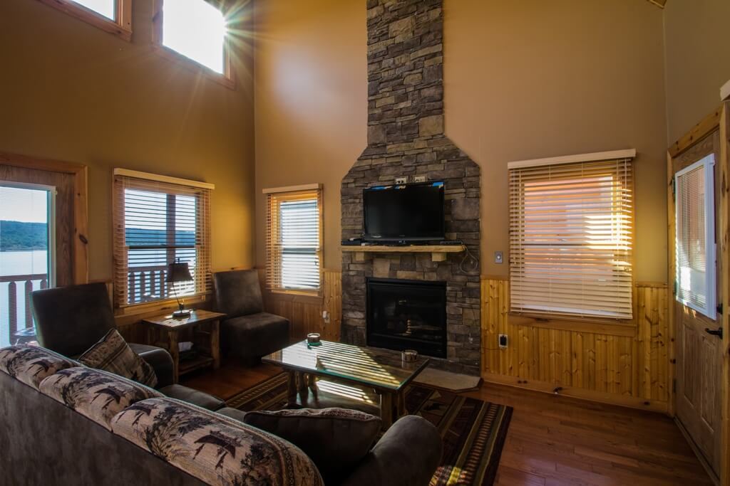 Sequoyah Landing Lakefront Cabins