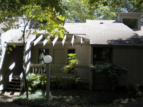 Country Club Villas